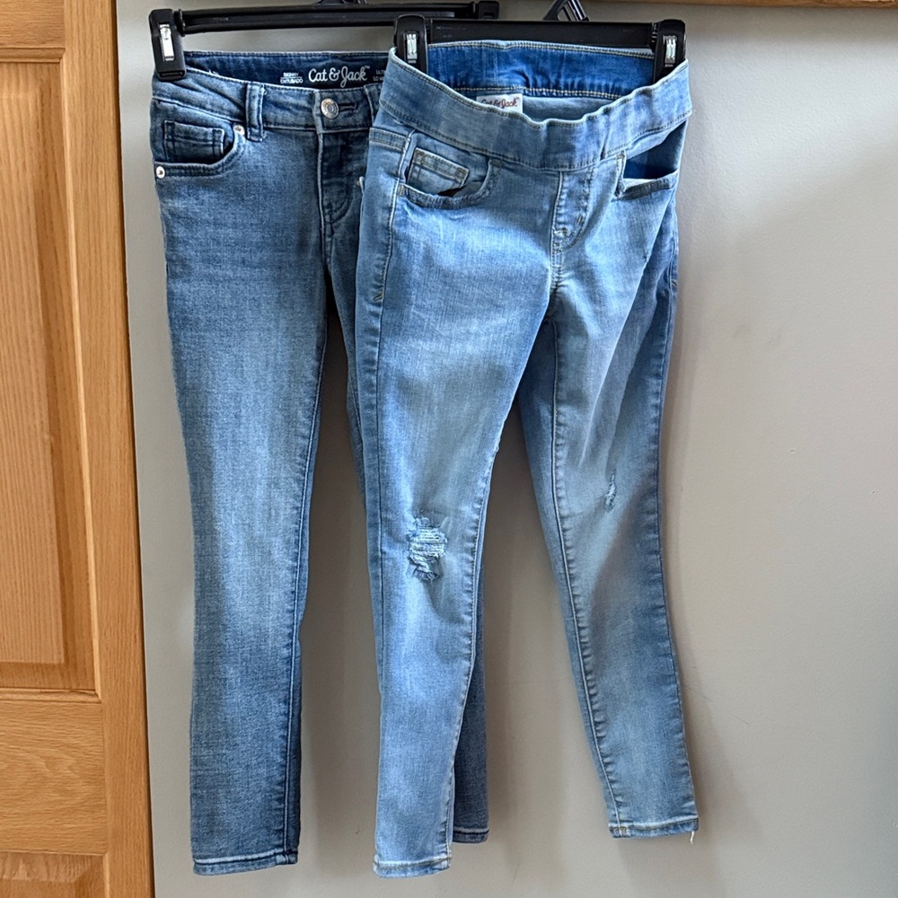 Cat & Jack girl’s Light and Medium Blue Skinny Jeans